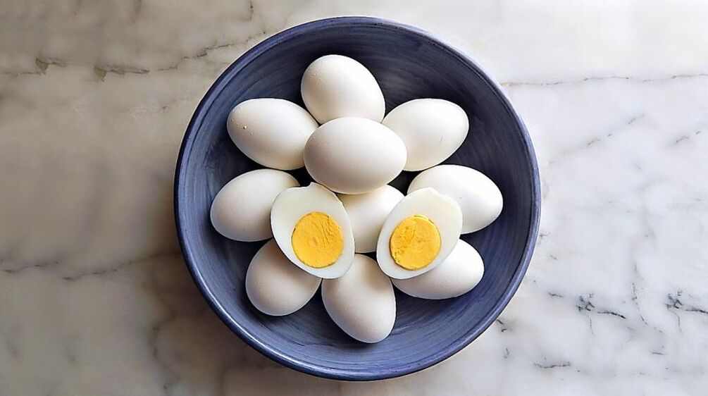 Los huevos son una necesidad en una dieta química. 