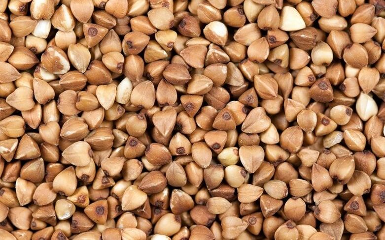 El trigo sarraceno es un grano bajo en carbohidratos, importante para la pérdida de peso. 